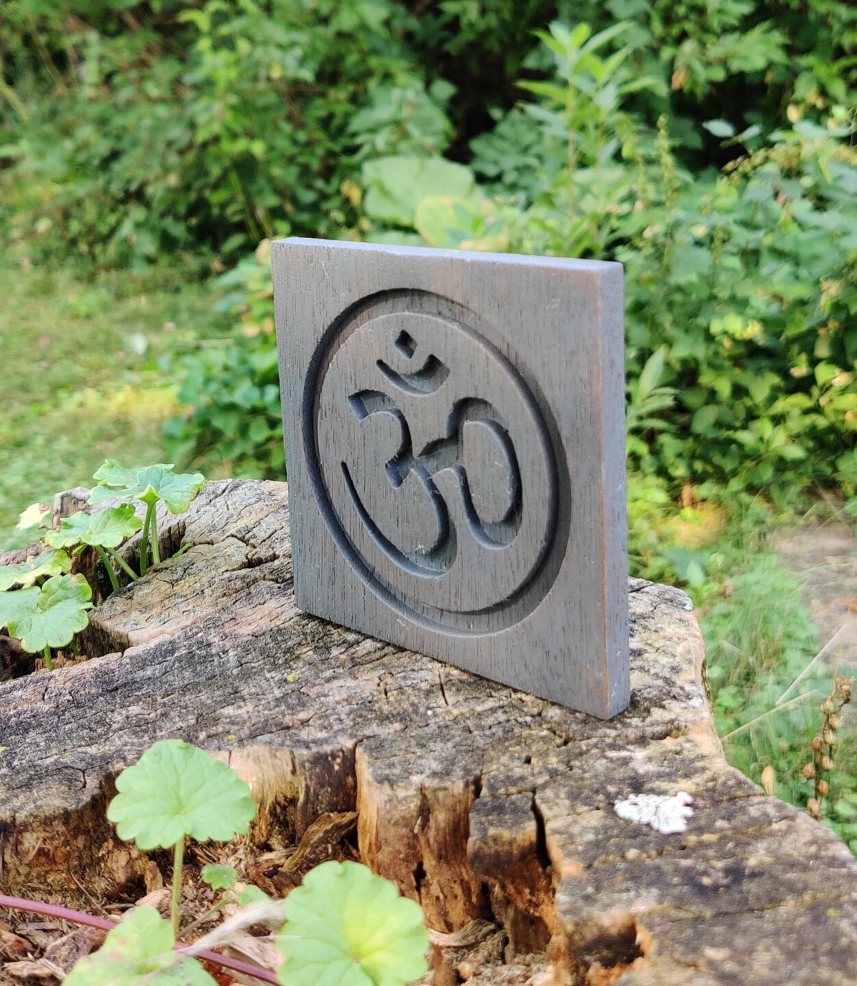Ohm Plaque - Grey